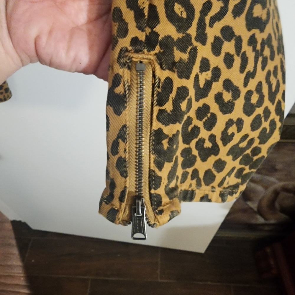 Lucky Brand Bridgette Skinny Leopard print jeans 00/24 NWT - Picture 2 of 5